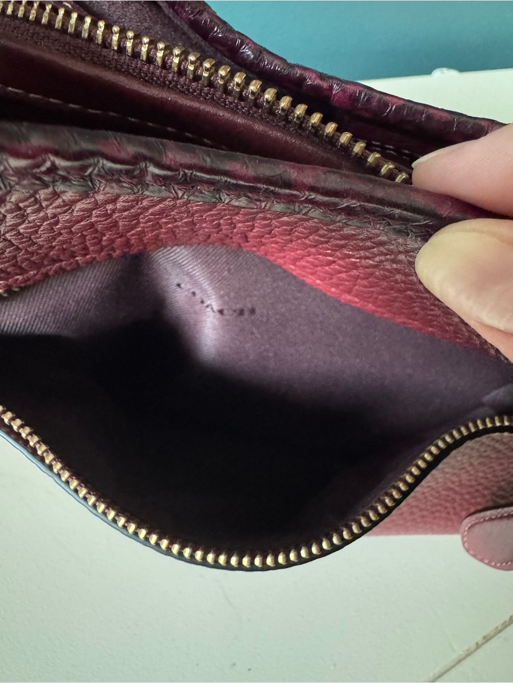 Coach Lori Merlot with snakeskin trim - Picture 6 of 12